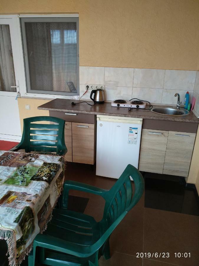 Guest House Santin Csornomorszk Kültér fotó